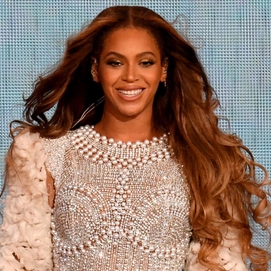 ../images/cmsimages/listing/beyonce-act-of-kindness-t-news-1592805010105963.jpg