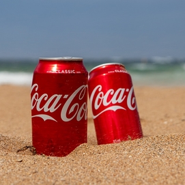 ../images/cmsimages/listing/cocacolacansonthebeach-news-1612770869108360.jpg