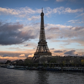 ../images/cmsimages/listing/eiffeltower-news-1709206663117613.jpg