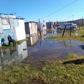 ../images/cmsimages/listing/flooded_shacks-news-1695731359116108.jpg