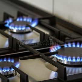 ../images/cmsimages/listing/natural-gas-burning-kitchen-gas-stove-dark-panel-steel-gas-ring-burner-black-background-close-up-109659453-news-1655719949112361.jpg