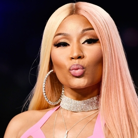 ../images/cmsimages/listing/nicki-minaj-2017-billboard-1548-1603300352-compressed-news-1613381452108428.jpg