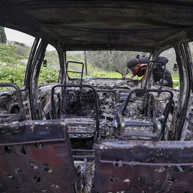 ../images/cmsimages/listing/palestinian_clashes_car-news-1708611075117541.jpg