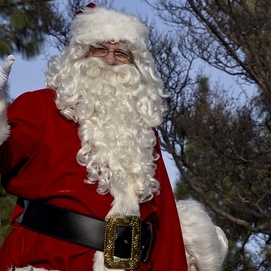 ../images/cmsimages/listing/santaclause-news-1704692715117096.jpeg