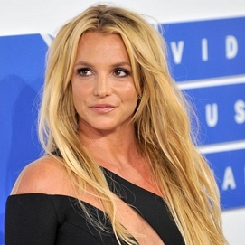 ../images/cmsimages/listing/singer-britney-spears-arrives-at-the-2016-mtv-video-music-news-photo-1624973481-news-1626340706109788.jpg