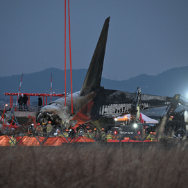 ../images/cmsimages/listing/skorea_plane_crash-news-1735468791120686.jpg