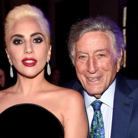 ../images/cmsimages/listing/tonybennett-and-ladygaga-2000-news-1633338806110429.jpg